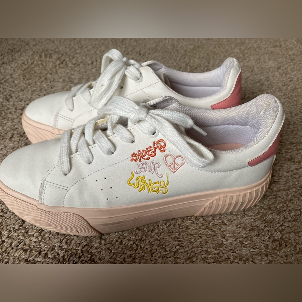 Brand new Bershka runners